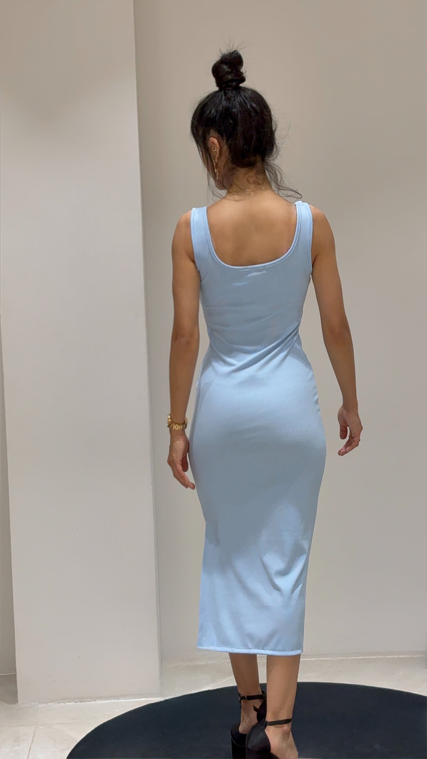 Robe Siah